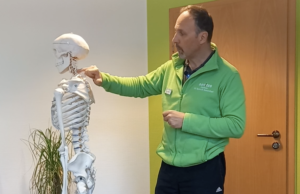 „Gesunde Wirbelsäule – Ein Schlüssel zur Lebensqualität“: Im Gespräch mit Markus Brill, Inhaber und Experte im Sanitas Wiesbach